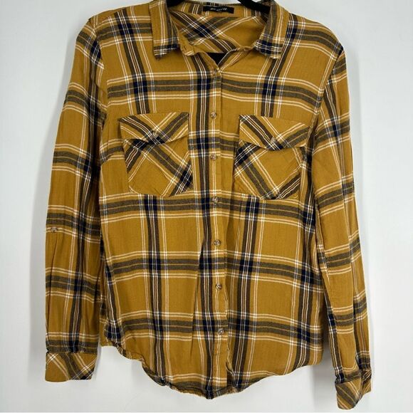 AMBIANCE Women’s Mustard Yellow and Navy Plaid Sot Knit Button Down Shirt Sz M - Picture 1 of 5
